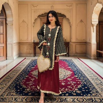 Siyah Noor (Kaftan and Bag)

سياه نور