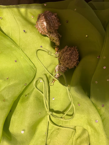 Sitara - e - Husn Kaftan ( Lime Green )