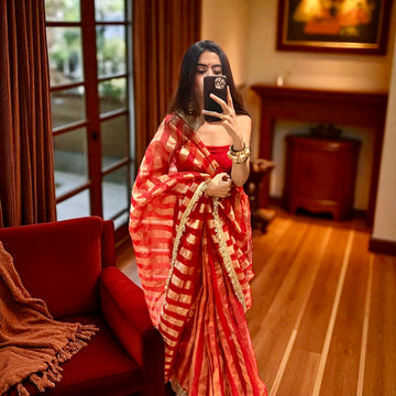 Surkh Bahaar saree