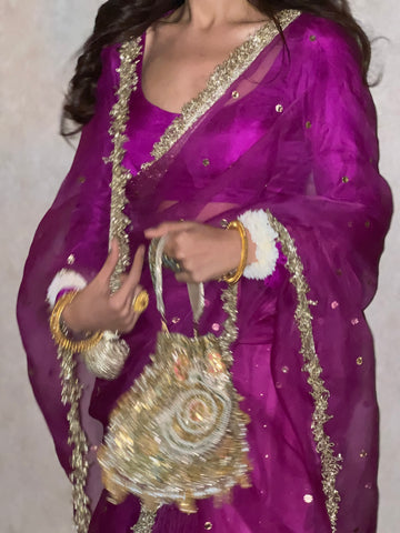 Sitara - e - Noor saree ( Deep magenta )
