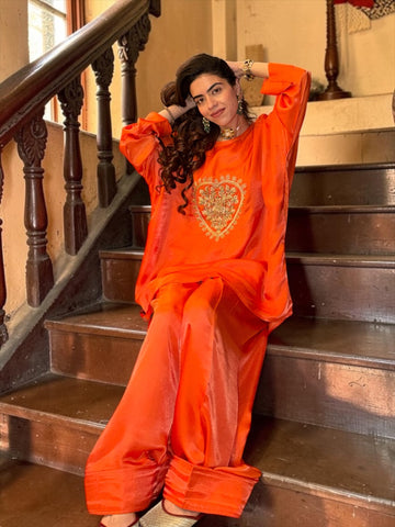 Dil e Zaar ( Farshi set - Kesar Jalebi )