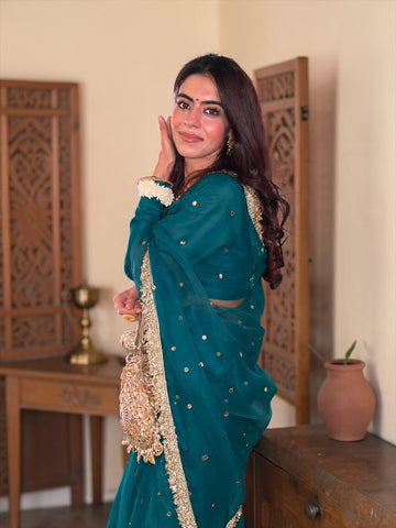 Sitara - e - Noor saree ( Teal ) 🫰Ready to Ship