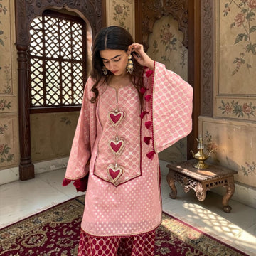 Dil ki Mehfil suit set
