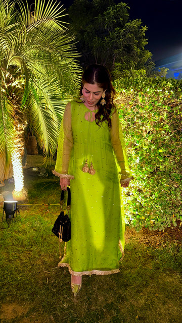 Sitara - e - Husn Kaftan ( Lime Green )
